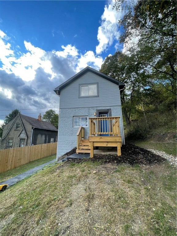 Property Photo:  417 Colton St  PA 15209 