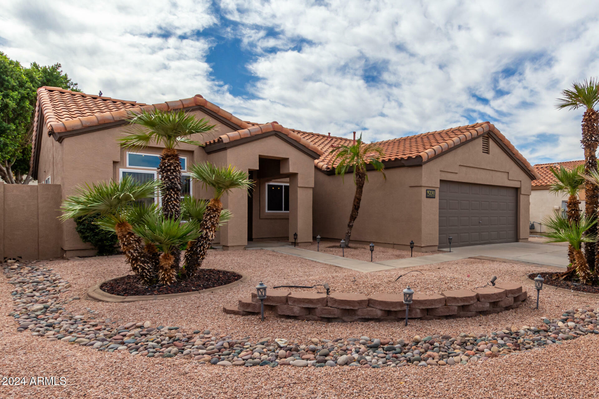 Property Photo:  9231 W Saint John Road  AZ 85382 