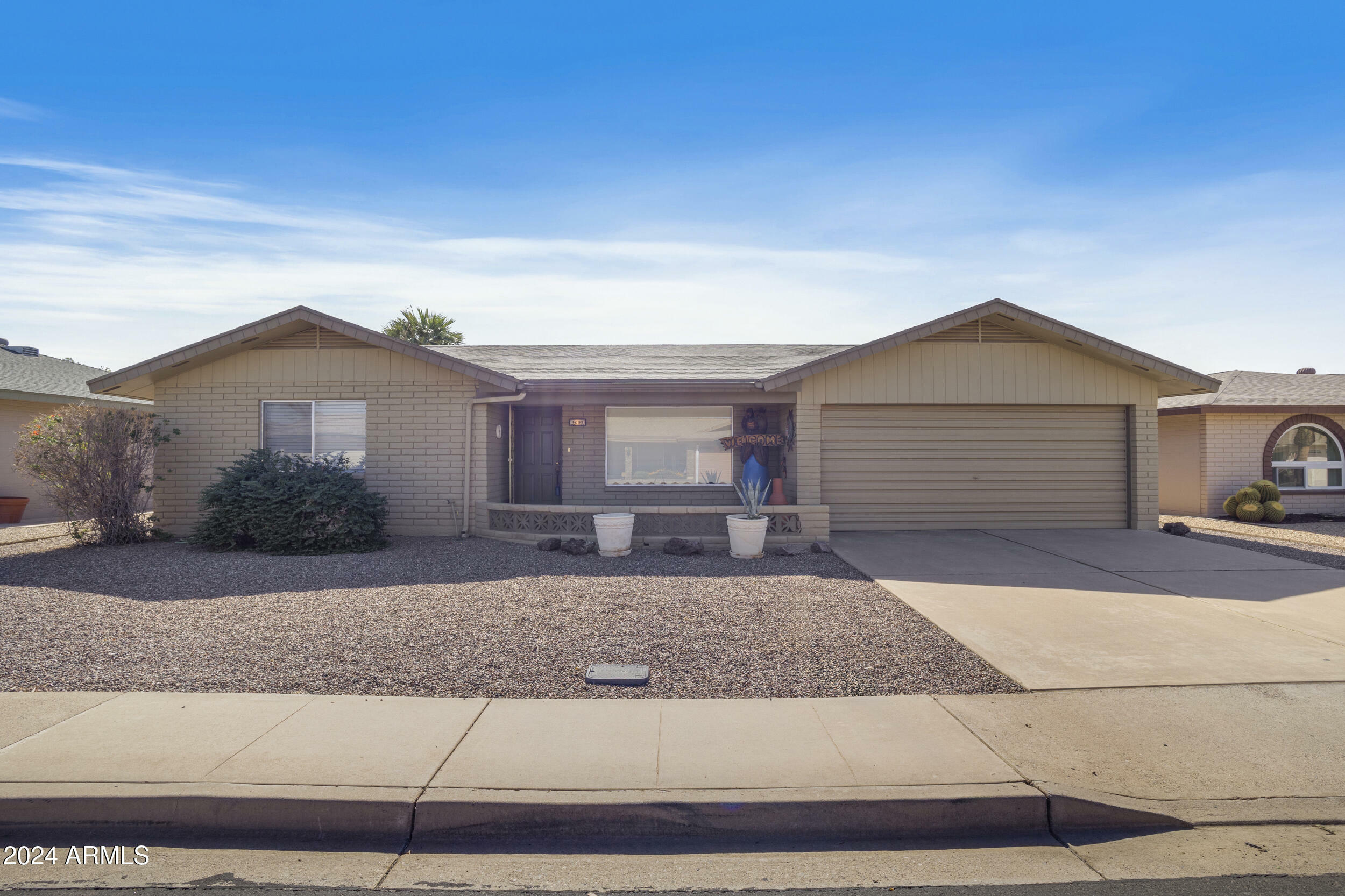 Property Photo: 4633 E Farmdale Avenue AZ 85206