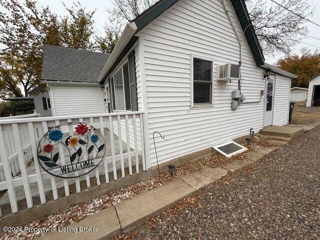 Property Photo:  236 5th Street W  ND 58601 