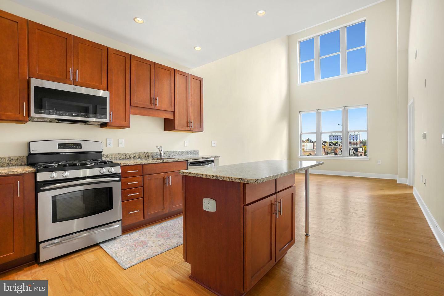 Property Photo:  1800 Wilson Boulevard 416  VA 22201 