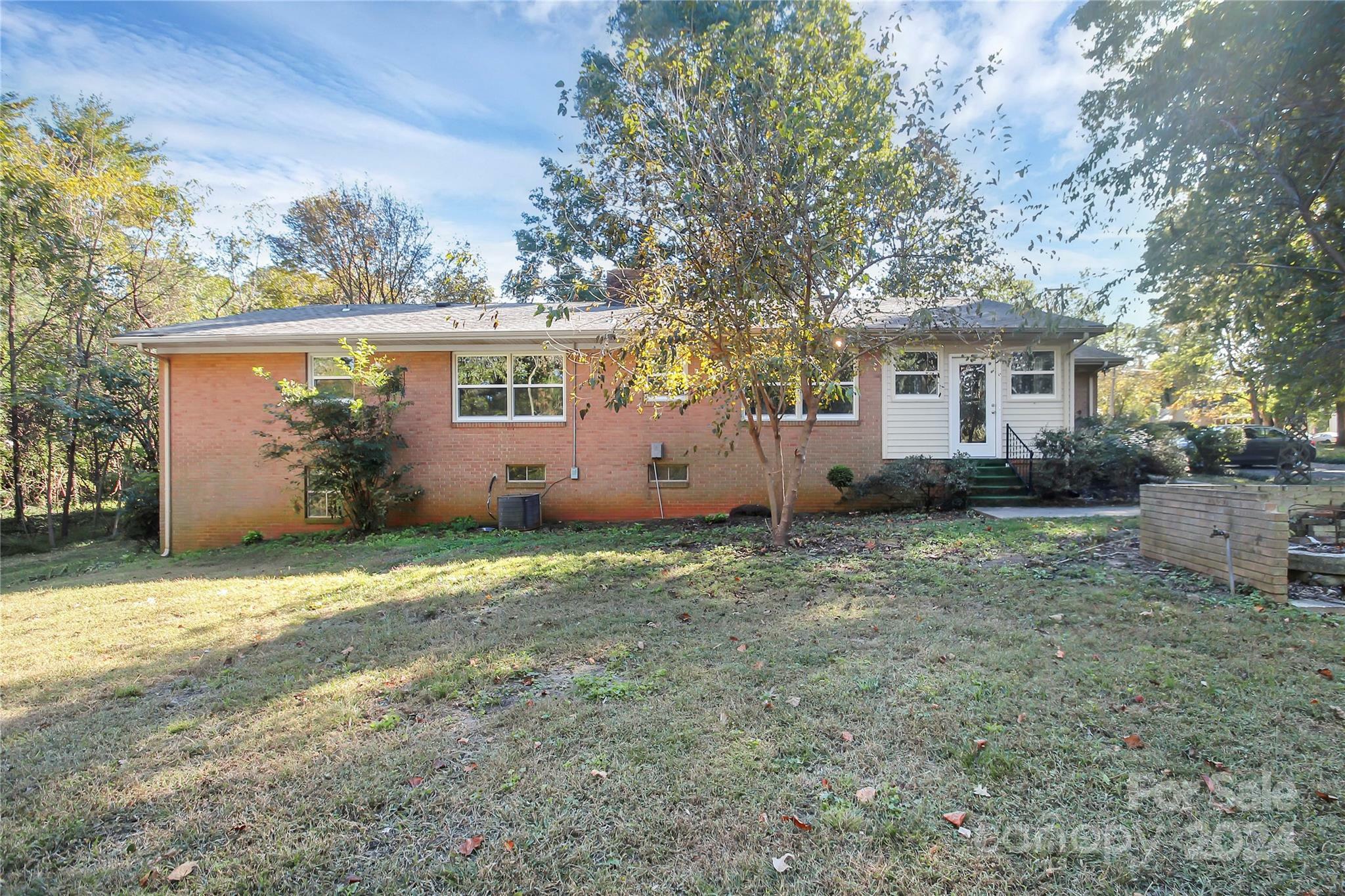 Property Photo:  615 E Ridge Street  NC 28086 