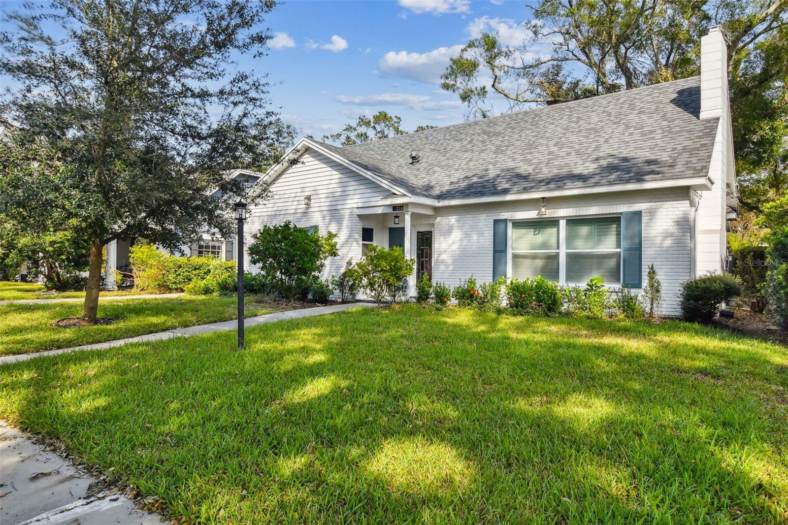 Property Photo:  216 S Shore Crest Drive  FL 33609 