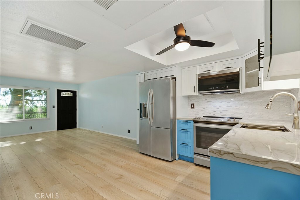 Property Photo:  64291 Spyglass Avenue 8  CA 92240 