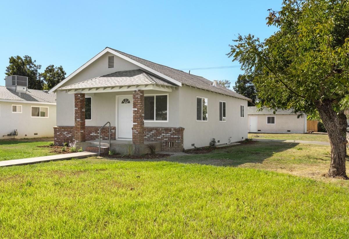 Property Photo:  1087 Indiana St  CA 95948 