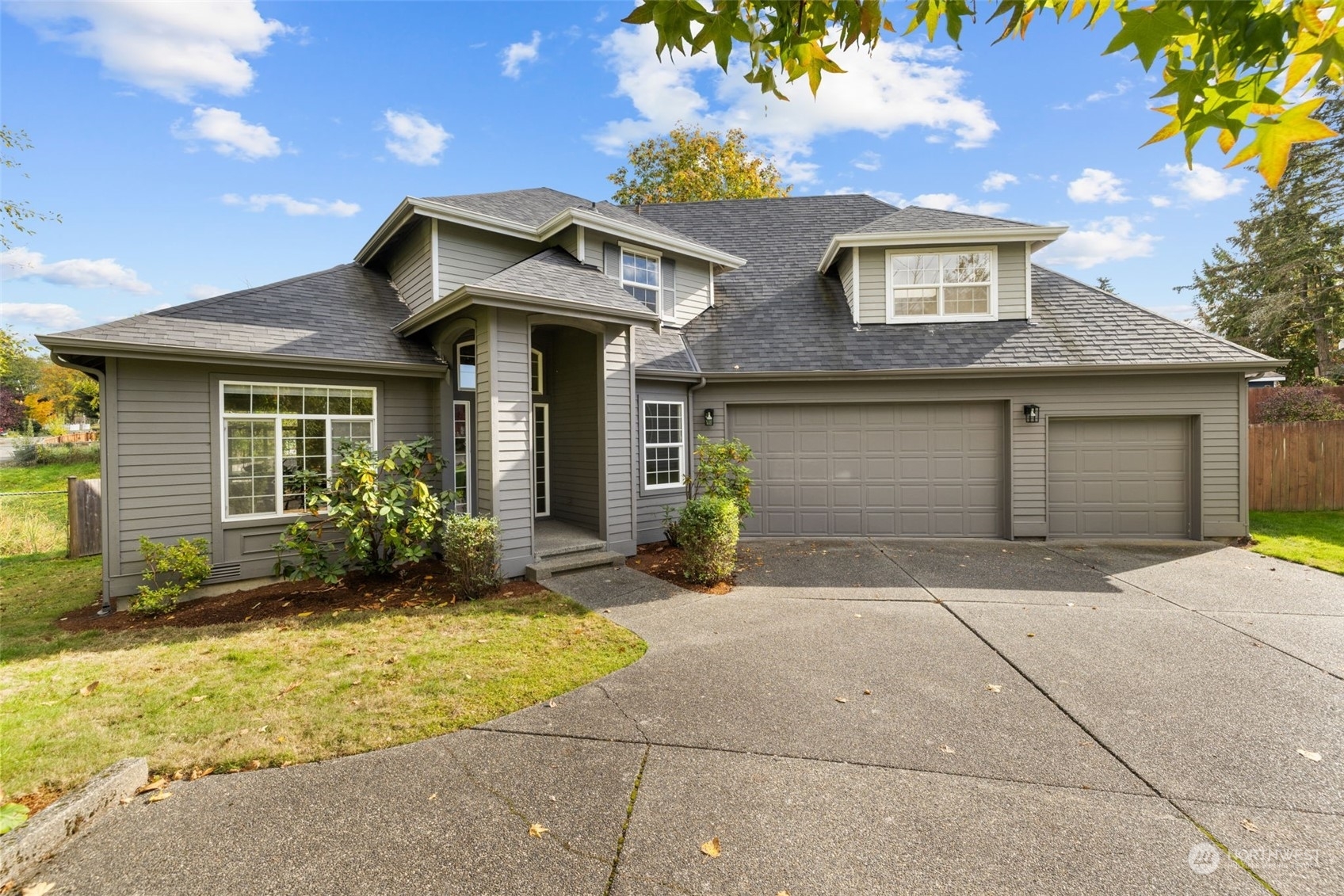 Property Photo:  7239 NE 147th Place  WA 98028 