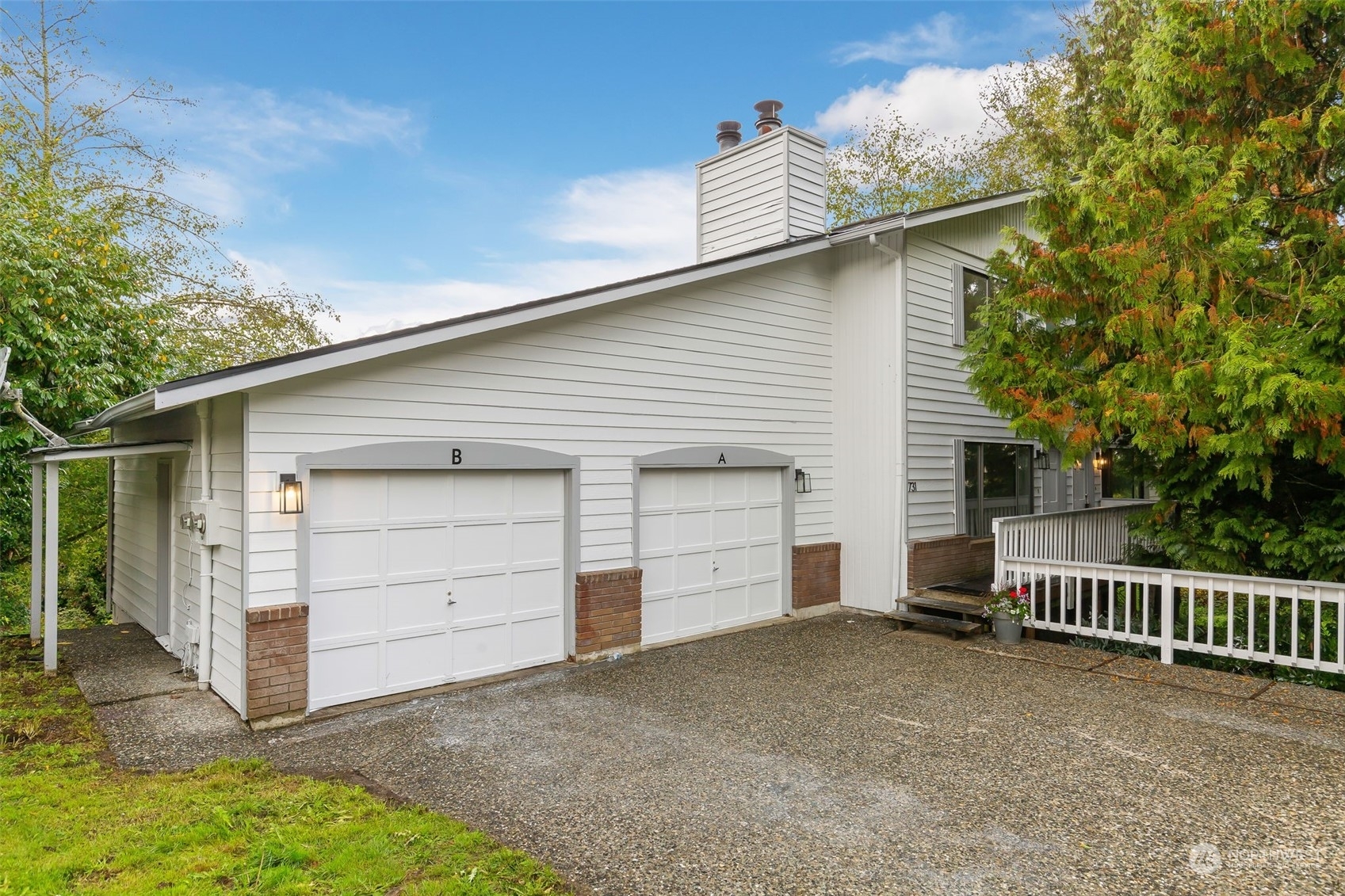 Property Photo:  731 55th Street SW A  B  WA 98203 