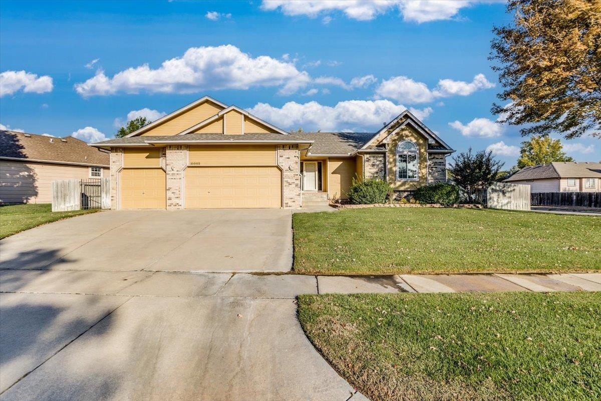 Property Photo:  10502 W Hayden St  KS 67209 