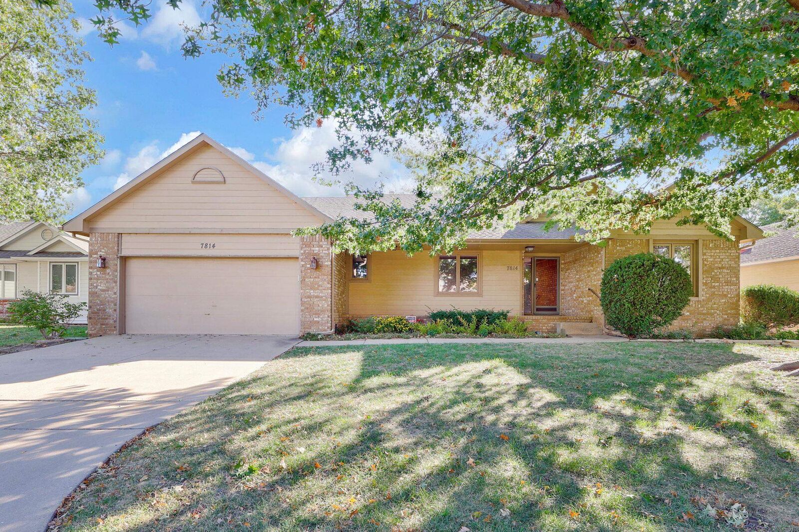 Photo de la propriété:  7814 W Westlawn Ct  KS 67212 