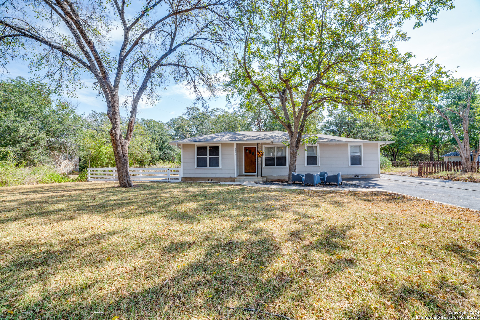 Property Photo: 2279 Gruene Rd TX 78130