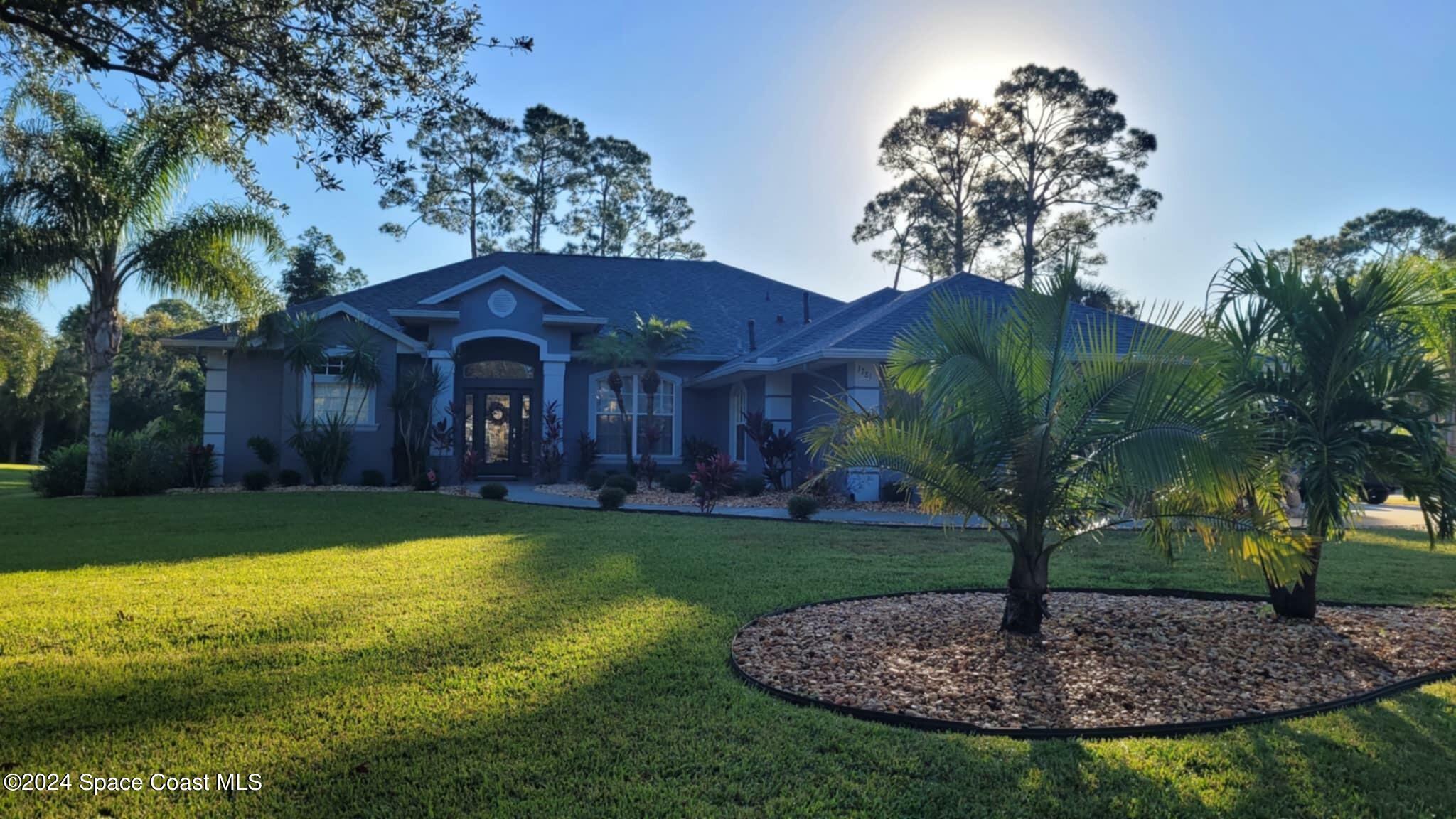 Property Photo:  1781 Winding Ridge Circle SE  FL 32909 