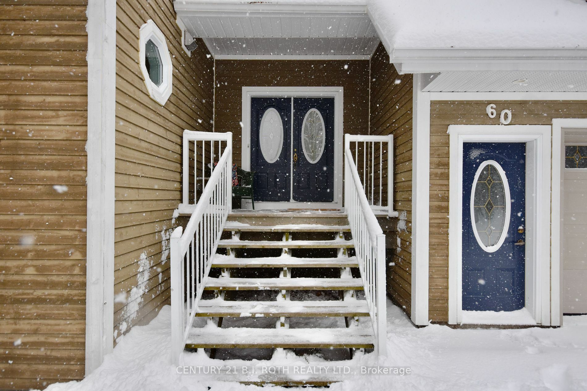 Property Photo:  60 Balsam St  ON L0L 1P1 