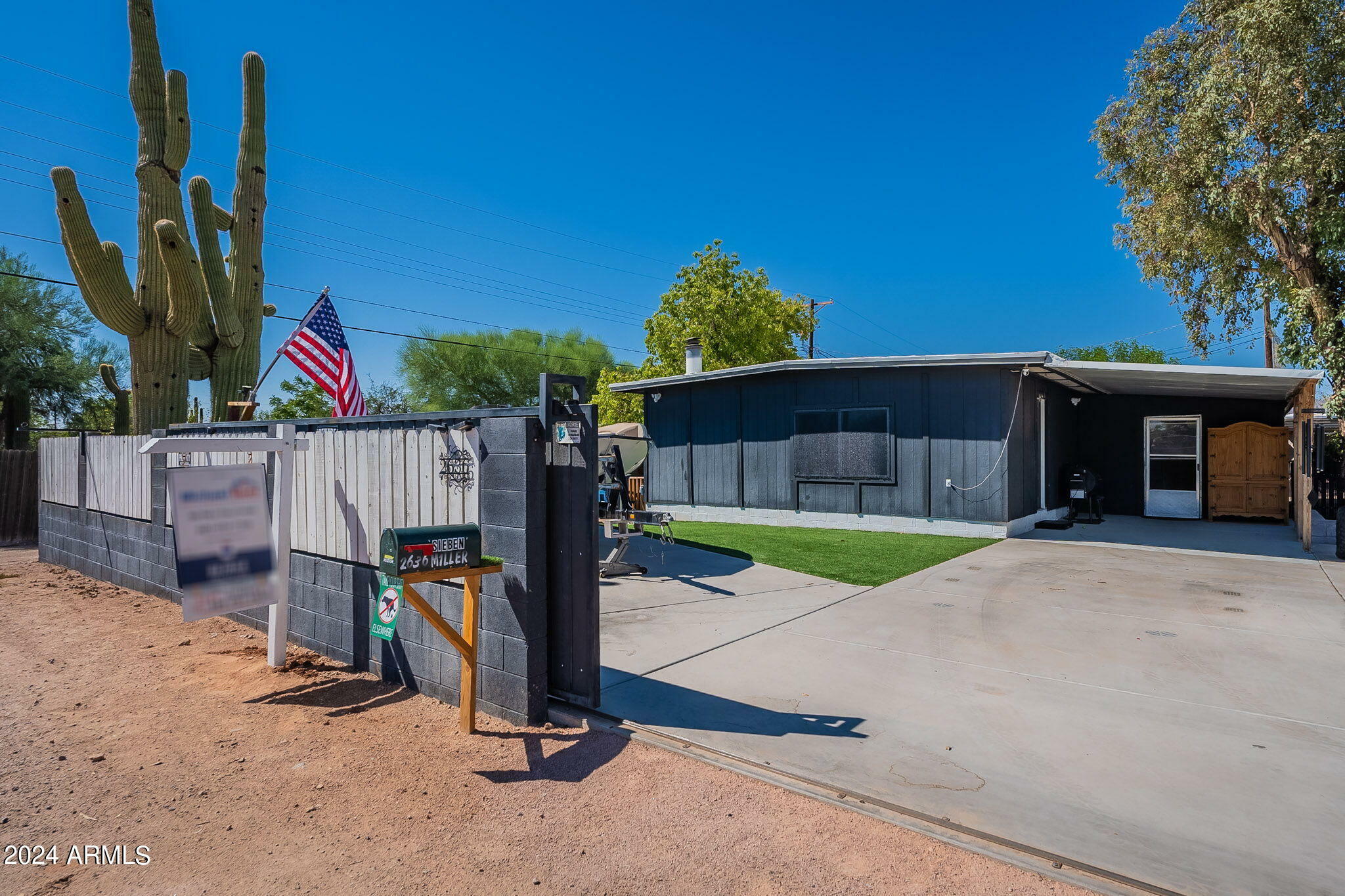 Property Photo:  2636 W 5th Avenue  AZ 85120 