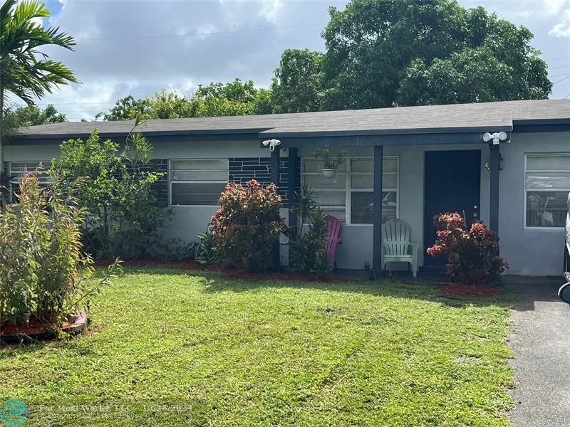 Property Photo:  6930 SW 24th Ct  FL 33023 