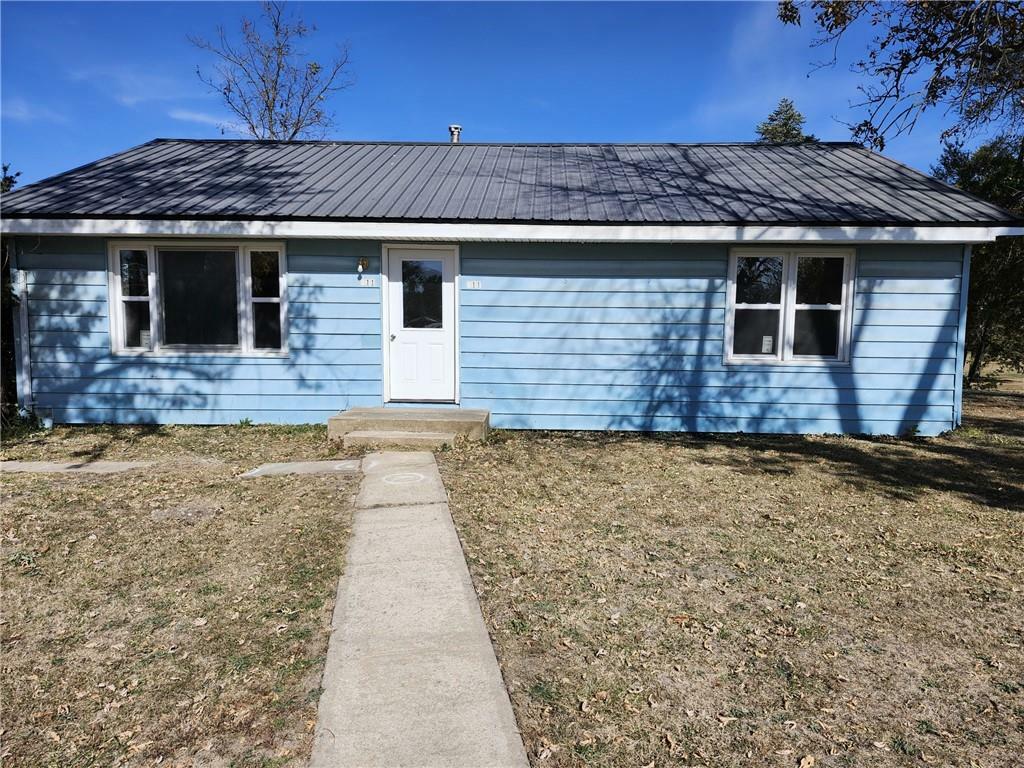 Property Photo:  211 Lincoln Street  MO 64679 