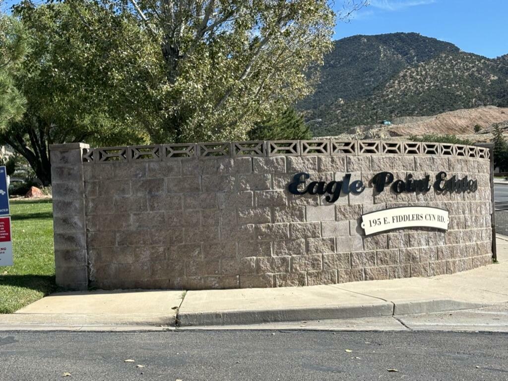 195 E Fiddlers Canyon  Cedar City UT 84721 photo