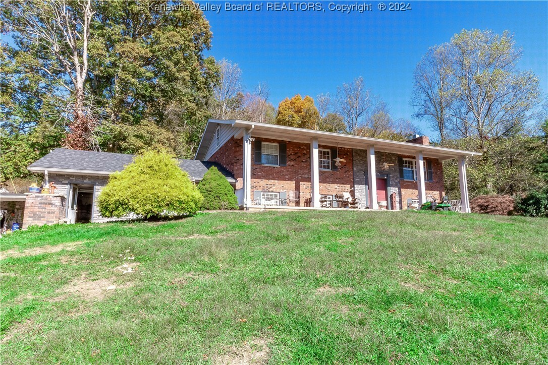 108 Victorian Lane  Elkview WV 25045 photo