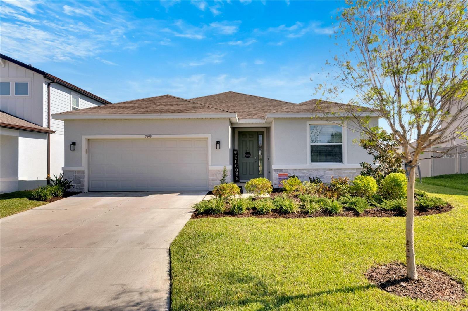 Property Photo:  3808 Capri Coas Drive  FL 33565 