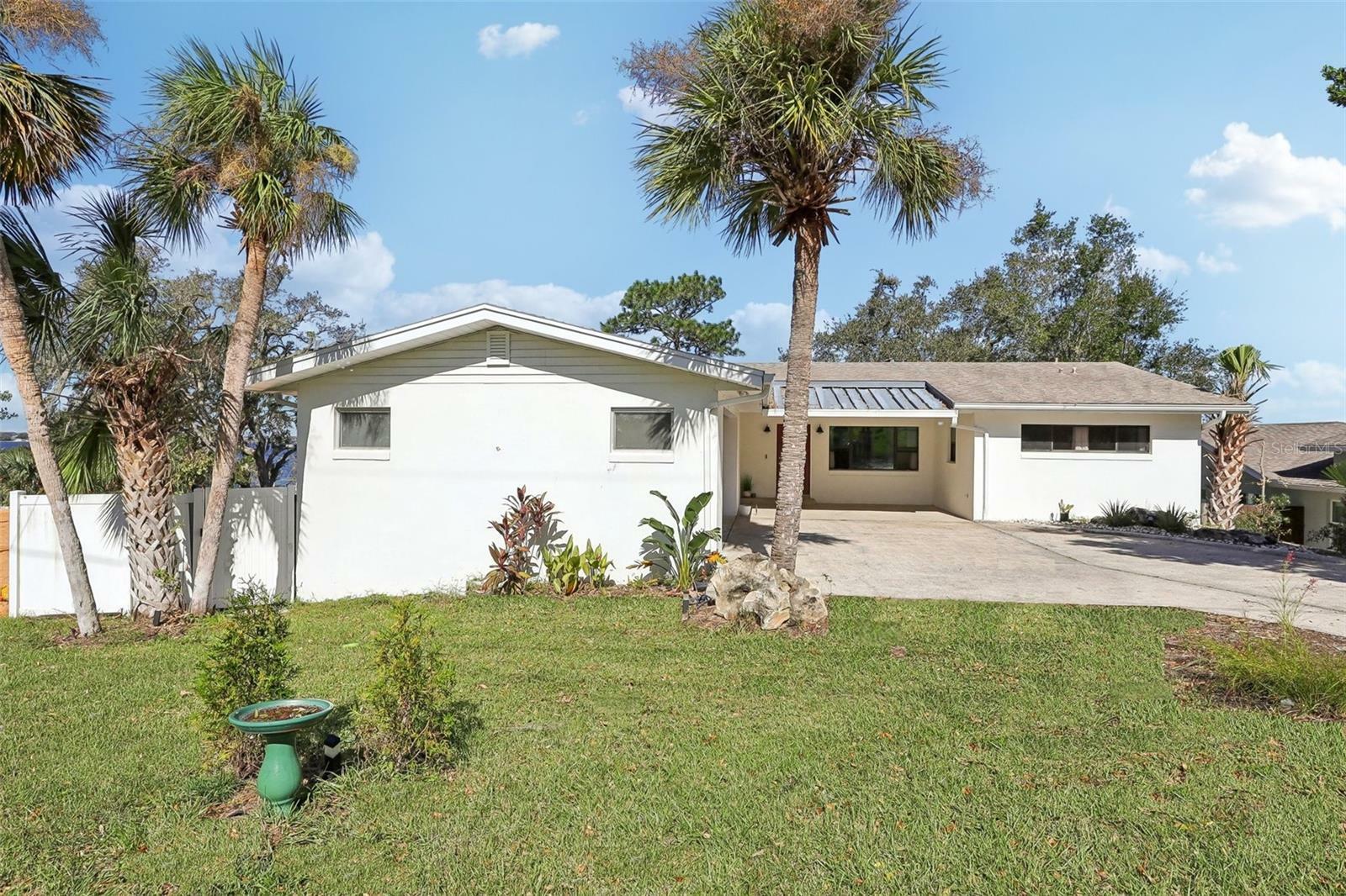 Property Photo:  250 Orange Avenue  FL 34711 