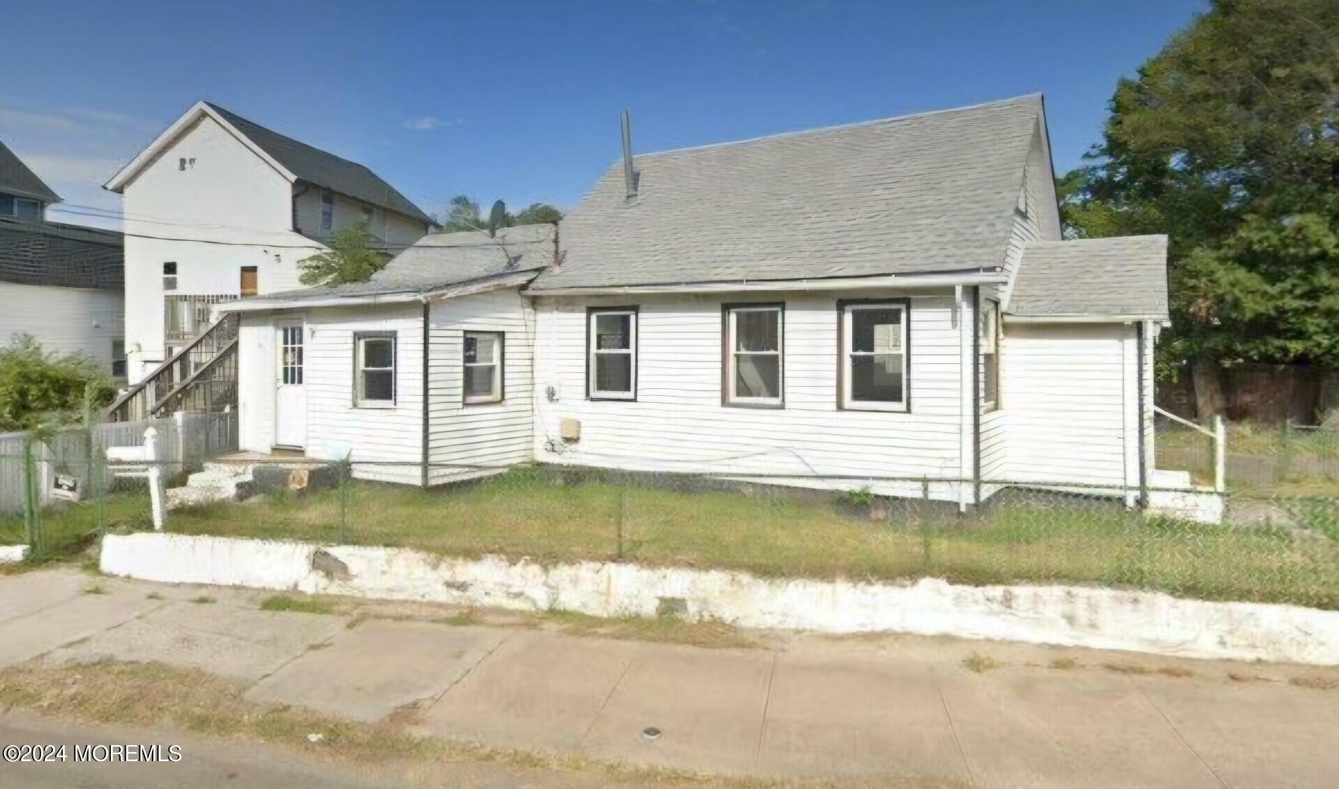 59 Bayview Avenue  Keansburg NJ 07734 photo