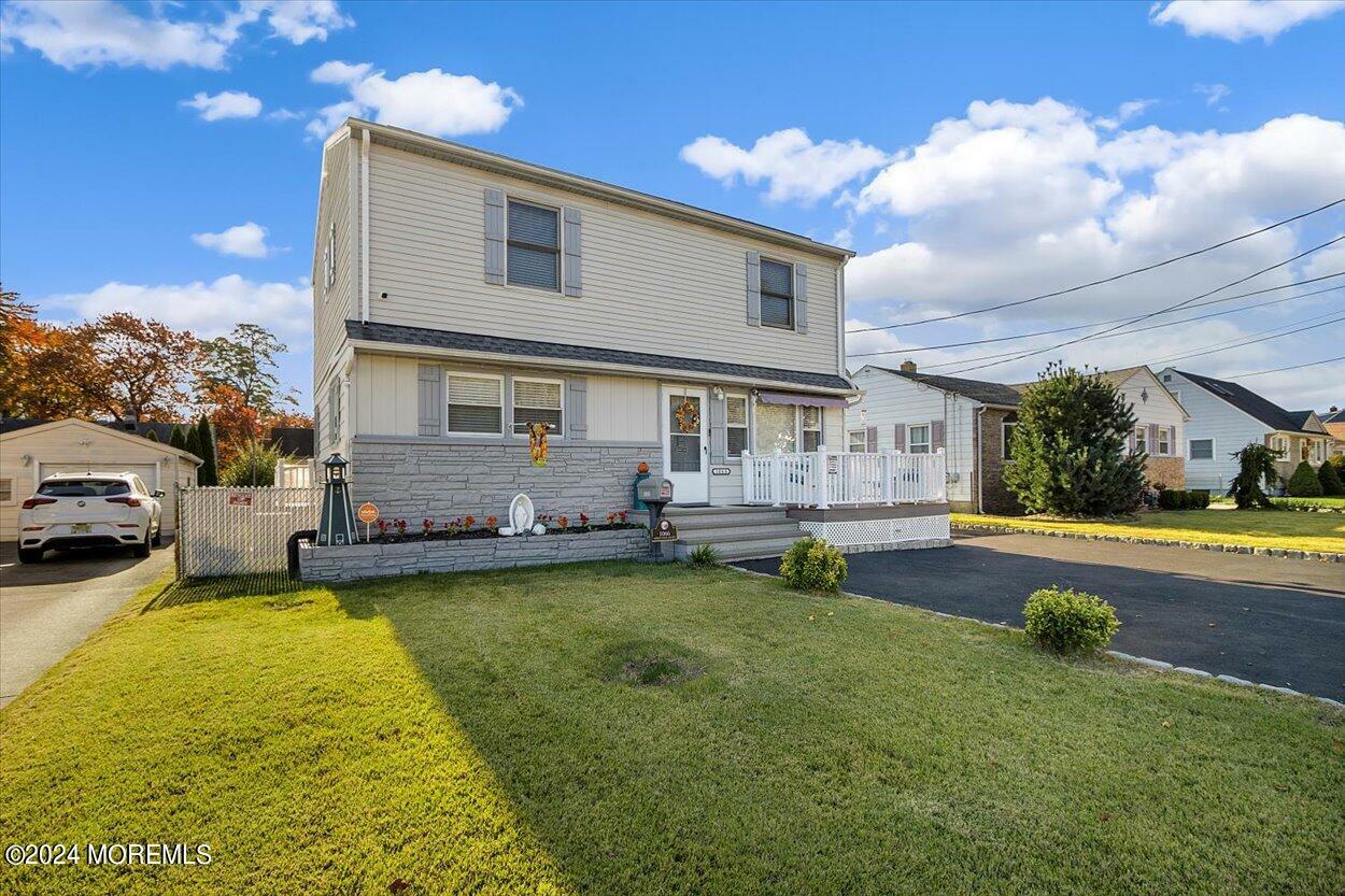 Property Photo:  1066 Bordentown Avenue  NJ 08859 