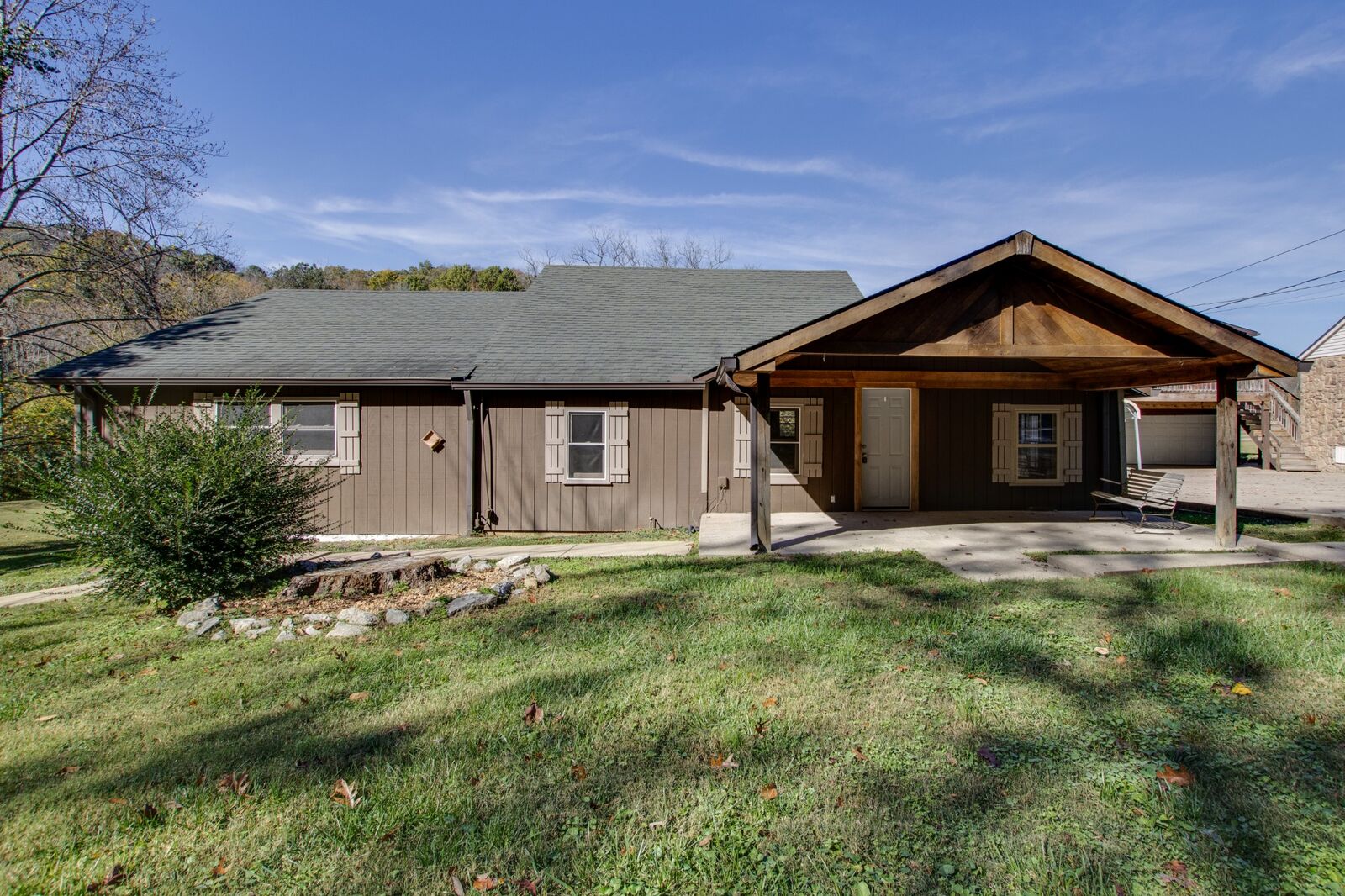 Property Photo:  4453 Pecan Valley Rd  TN 37218 
