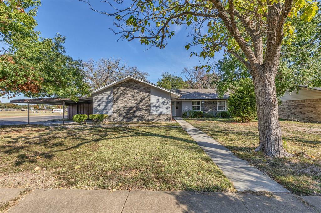 Property Photo:  3731 Gray Drive  TX 75150 