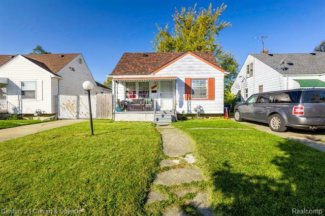 Property Photo:  8867 Rutland Street  MI 48228 