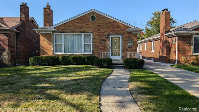 7275 Colonial Street  Dearborn Heights MI 48127 photo