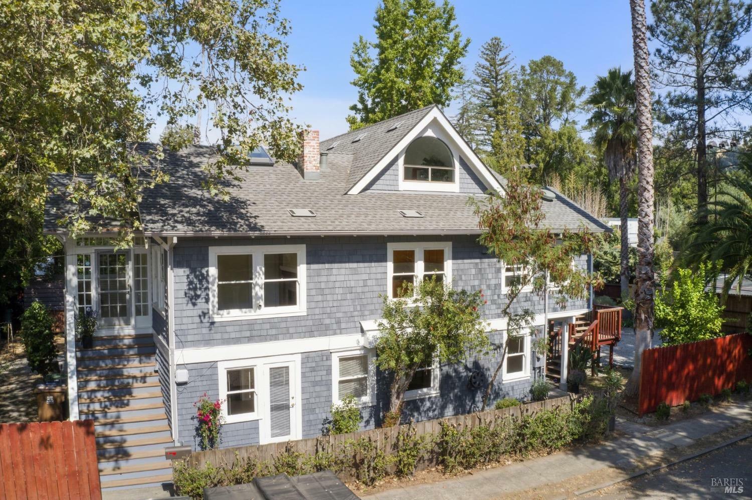 Property Photo:  52 Park Road  CA 94930 