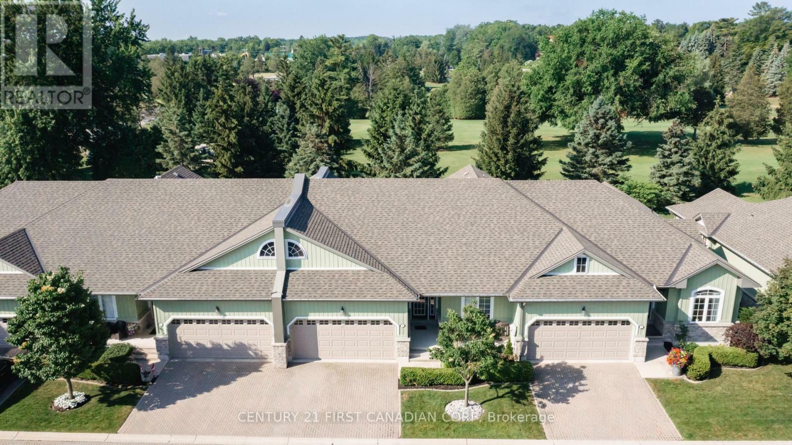 5 Oakwood Links Lane  Lambton Shores (Grand Bend) ON N0M 1T0 photo