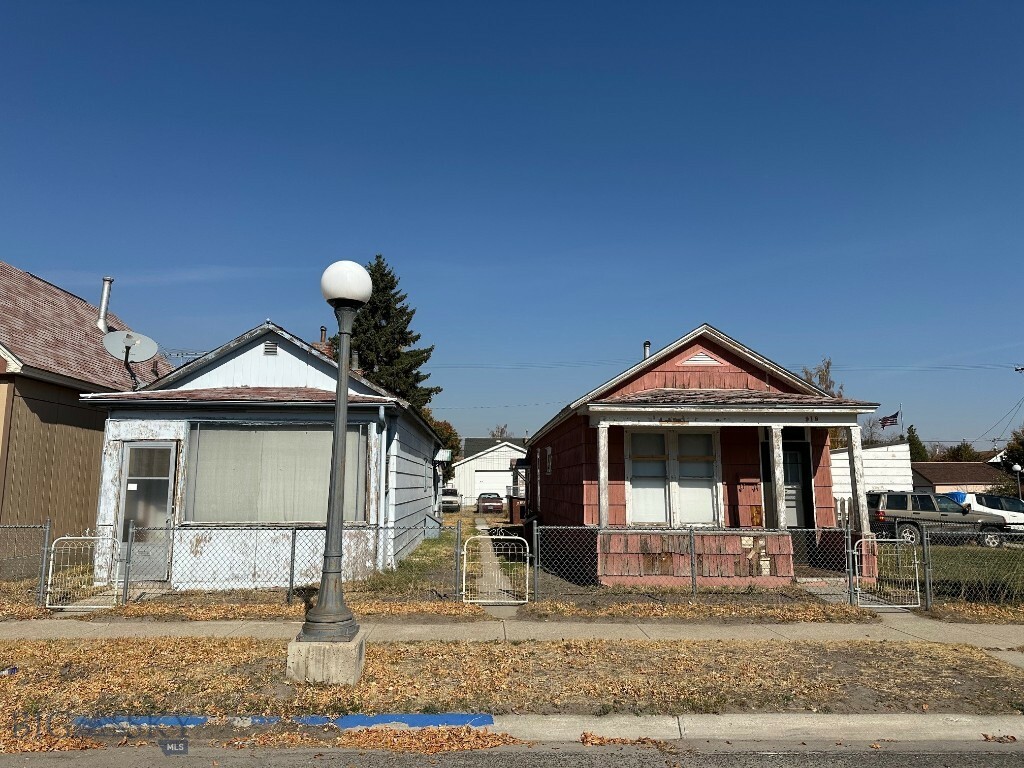 Property Photo:  916 E 4th Street  MT 59711 