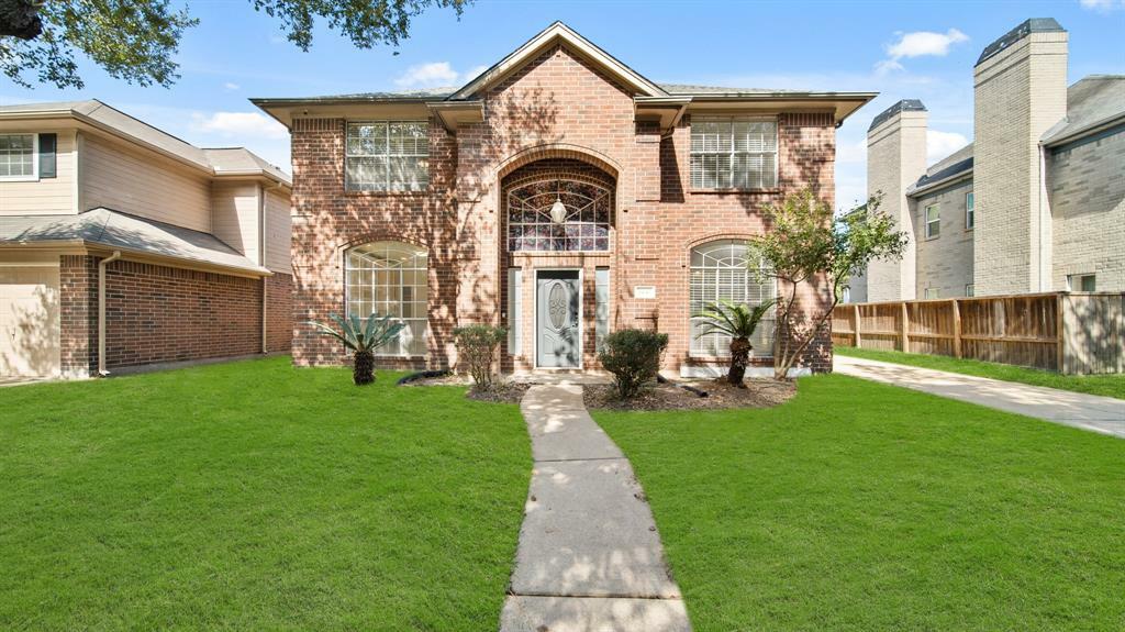 Property Photo:  1430 Autumn Dawn Court Court  TX 77489 