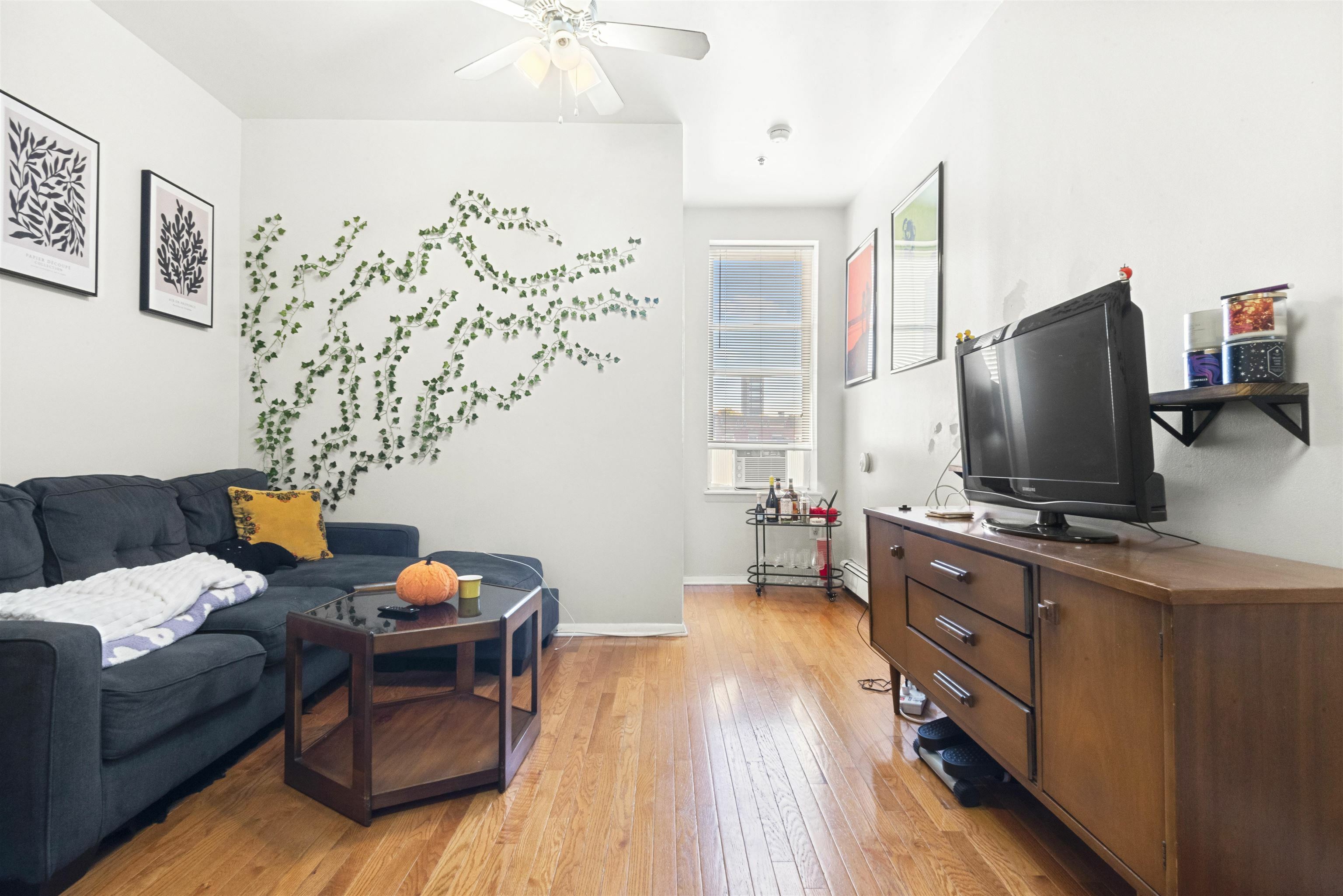 Property Photo:  813 Park Ave 8/4R  NJ 07030 