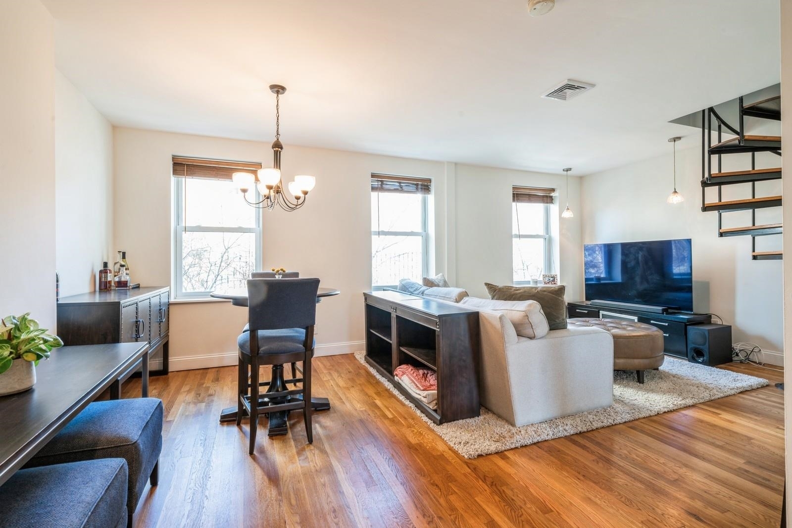 Property Photo:  322 Hudson St 4  NJ 07030 