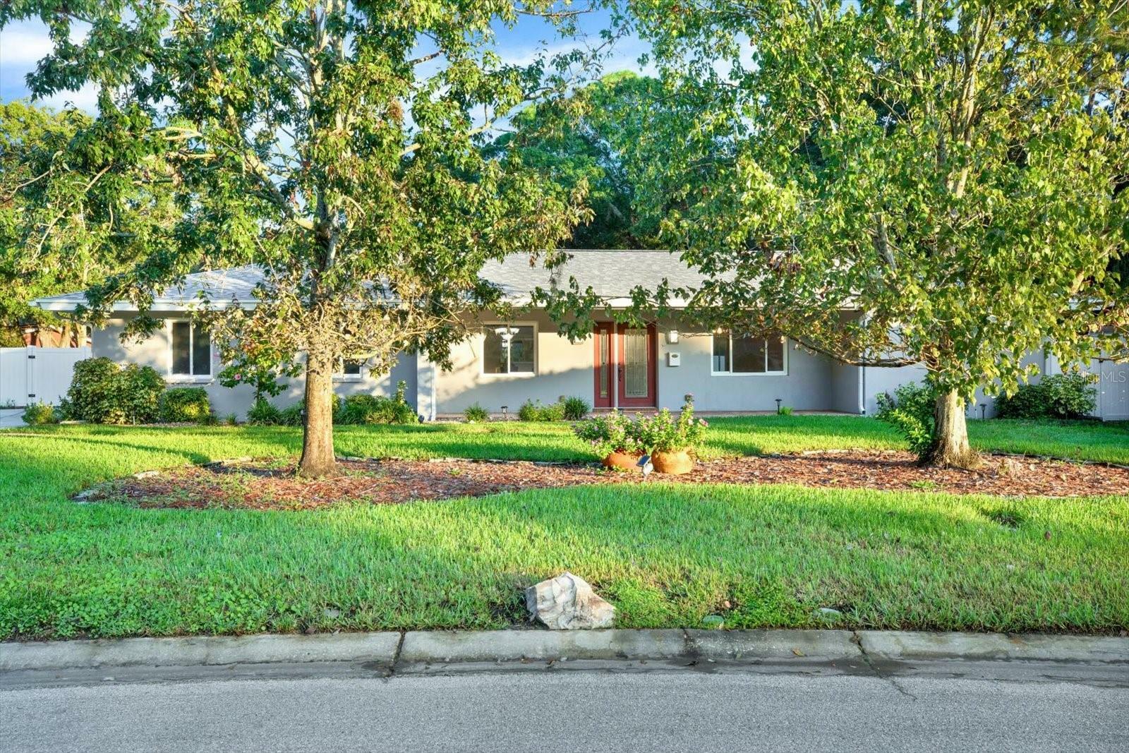 Property Photo:  1493 89th Avenue N  FL 33702 