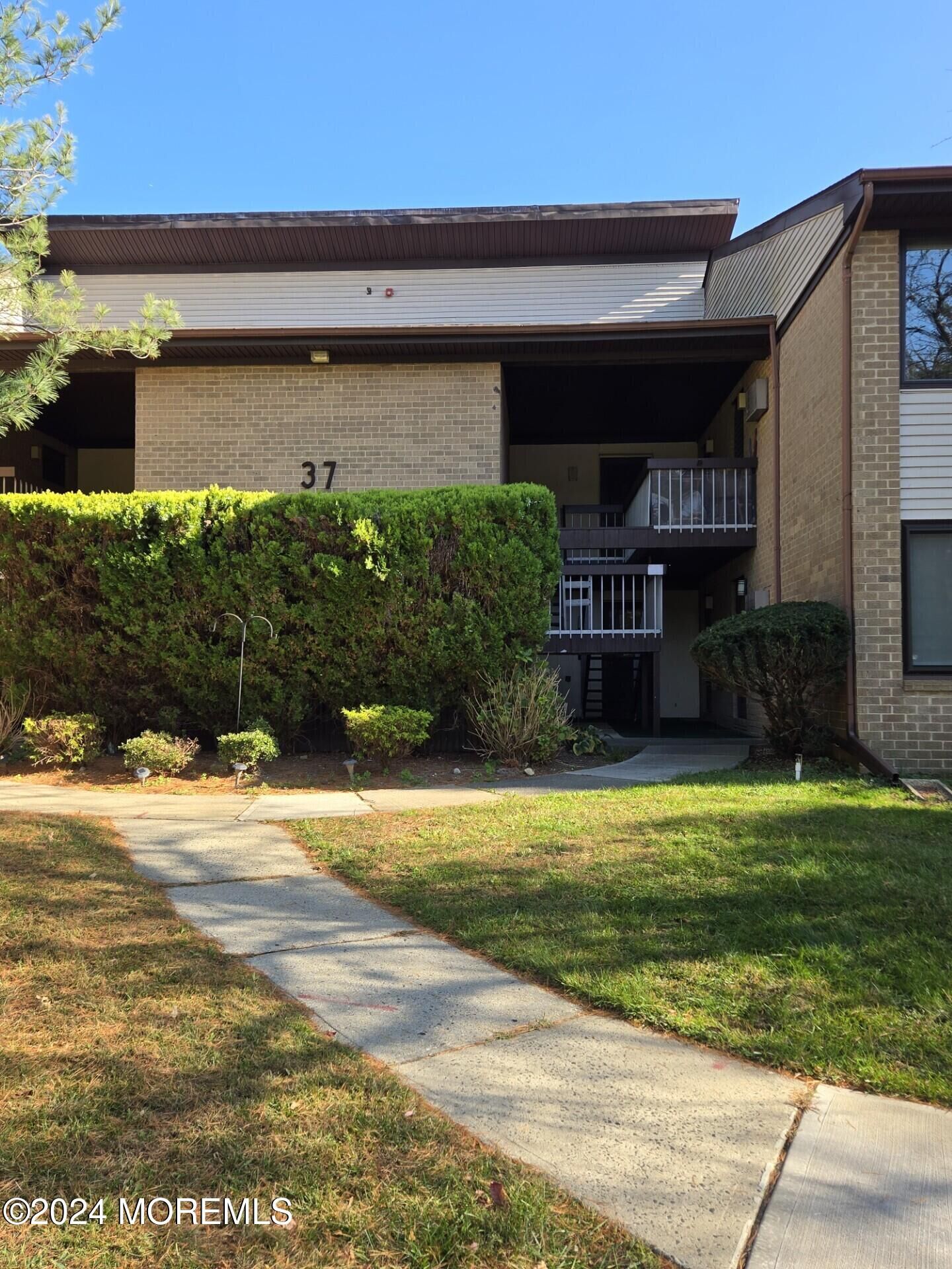 Property Photo:  37 Amberly Drive  NJ 07726 