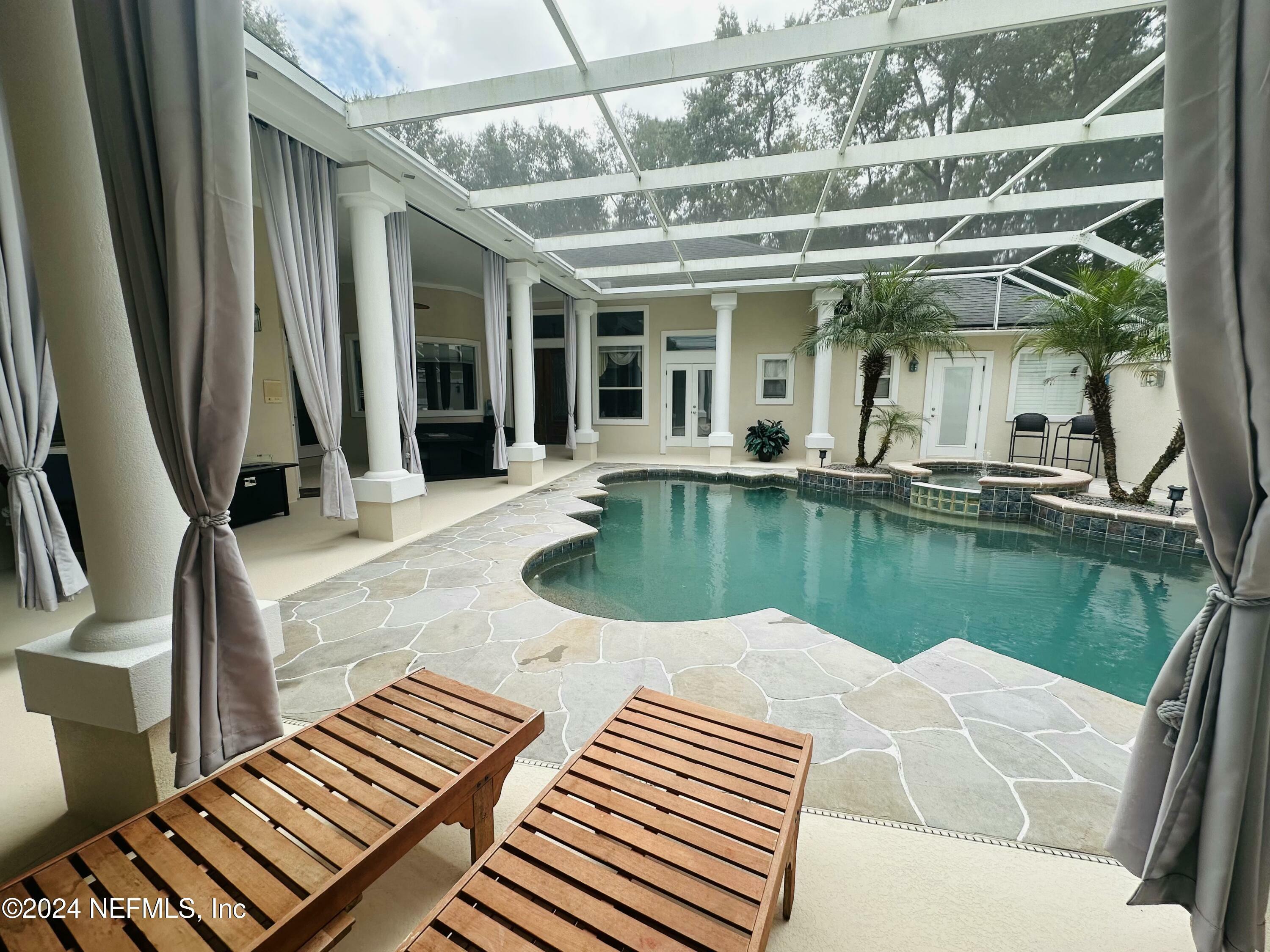 Property Photo:  1723 Colonial Drive  FL 32043 