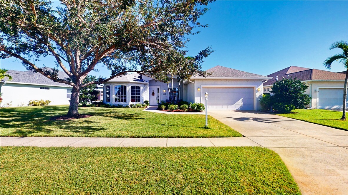 Property Photo:  190 53rd Court SW  FL 32968 