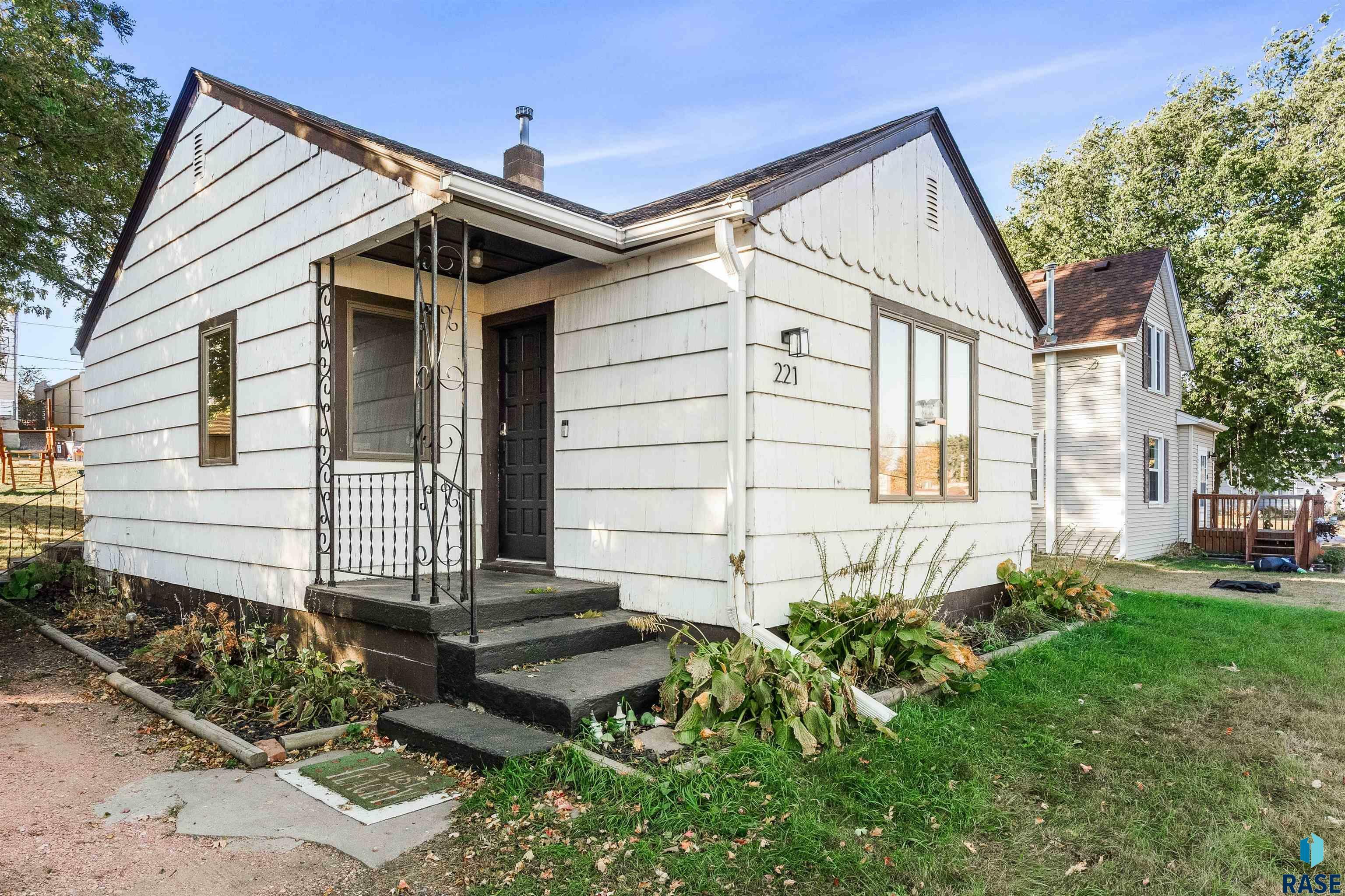 Property Photo:  221 Lovely Ave  SD 57003 