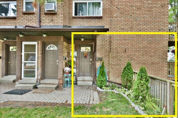 Property Photo: 30 Loggers Run 8 ON L4N 6W2