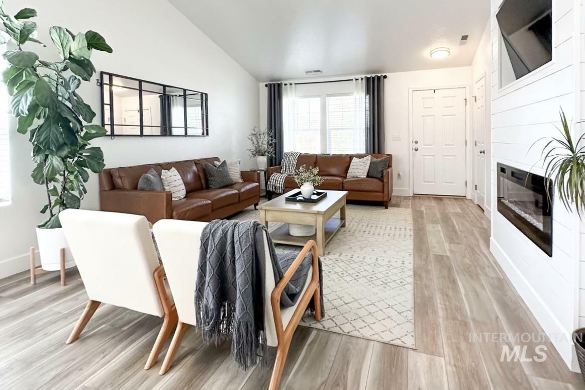 Property Photo: 4589 E Middle Fork Way ID 83686
