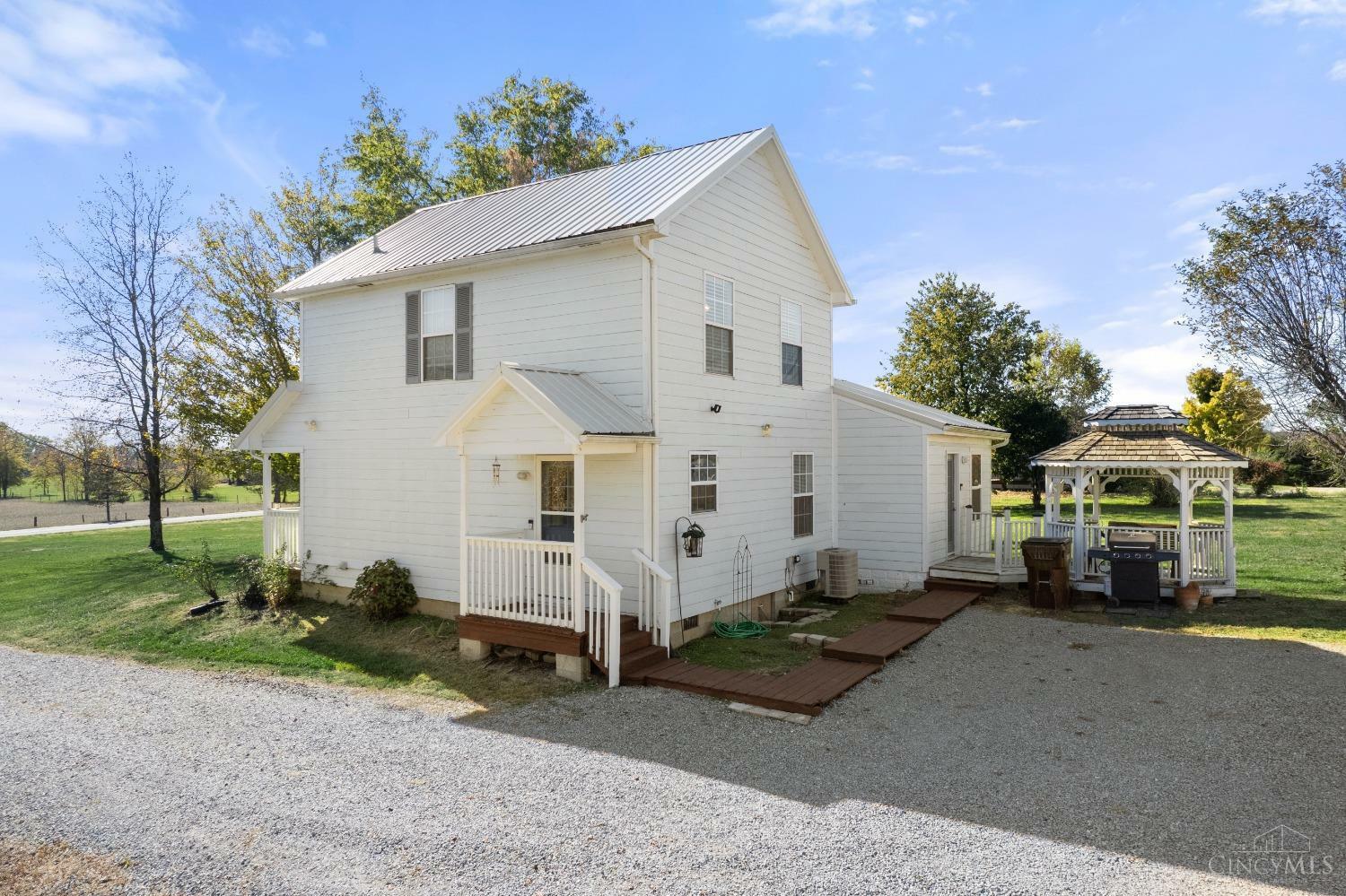 Property Photo:  7629 Gooselick Road  OH 45167 