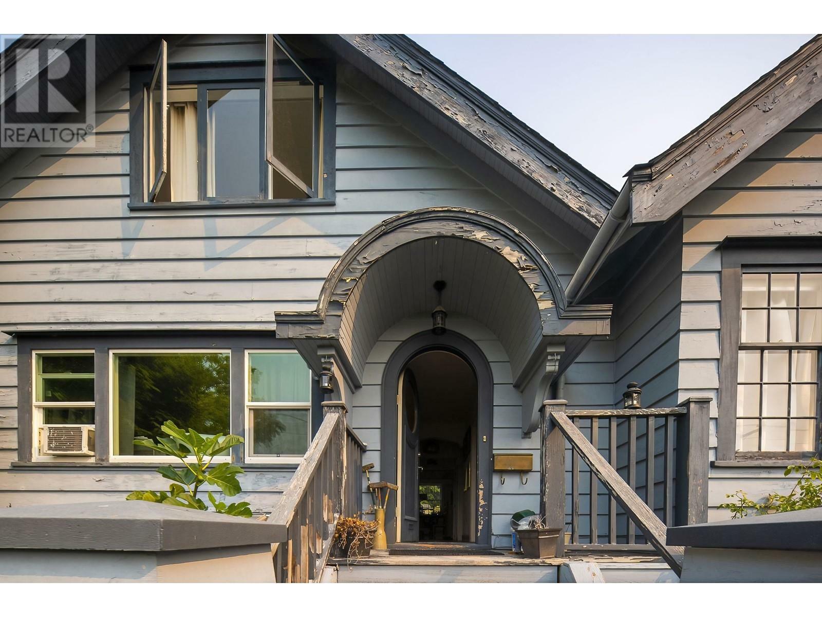 Property Photo:  1449 Mathers Avenue  BC V7T 2G5 