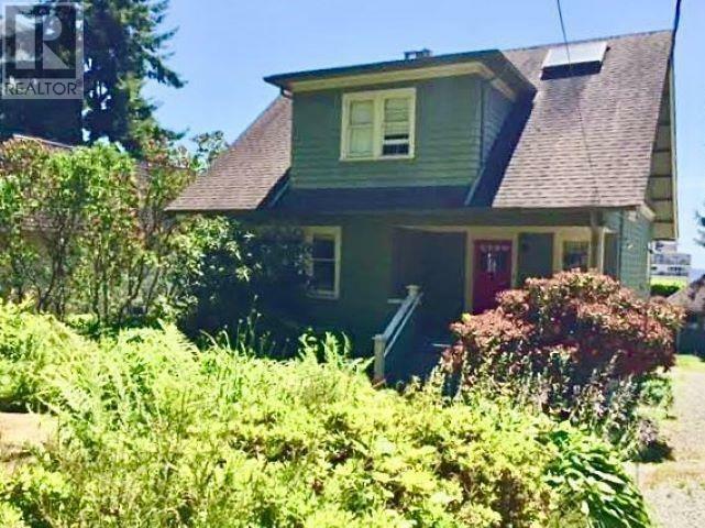 Property Photo: 1836 Duchess Avenue BC V7V 1R1