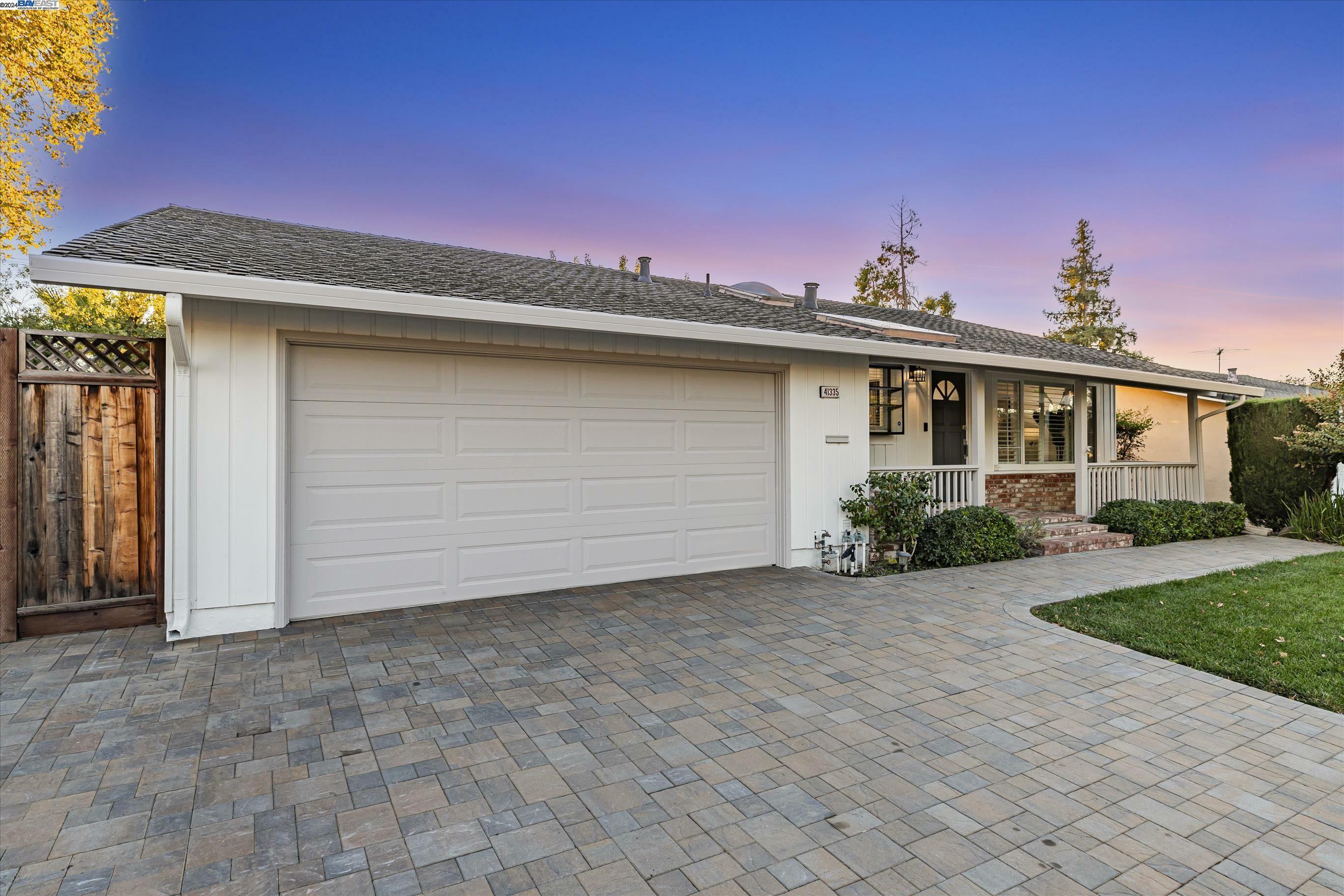 Property Photo:  41335 Apricot Ln  CA 94539 