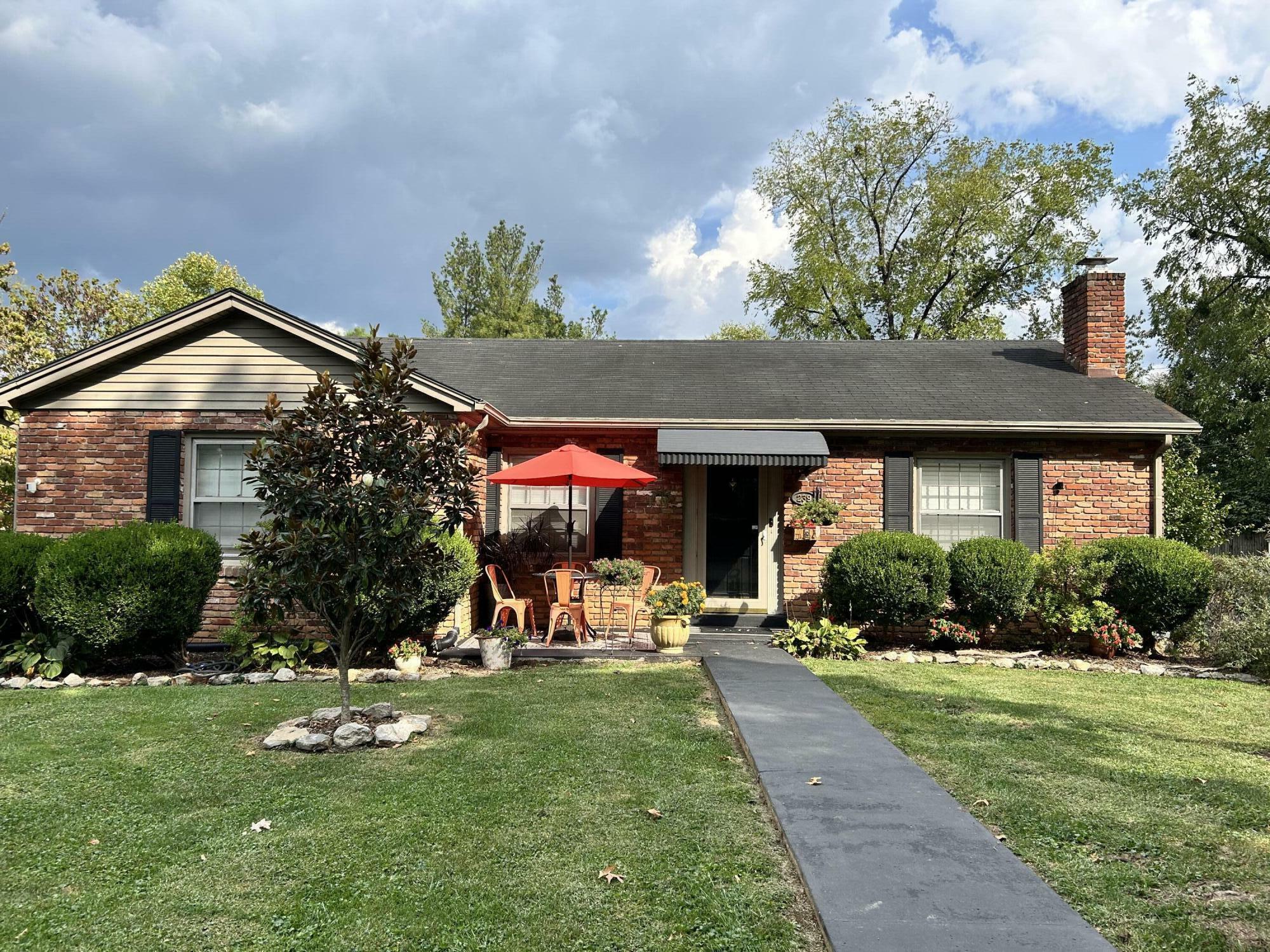 Property Photo:  239 Crestwood Drive  KY 40601 