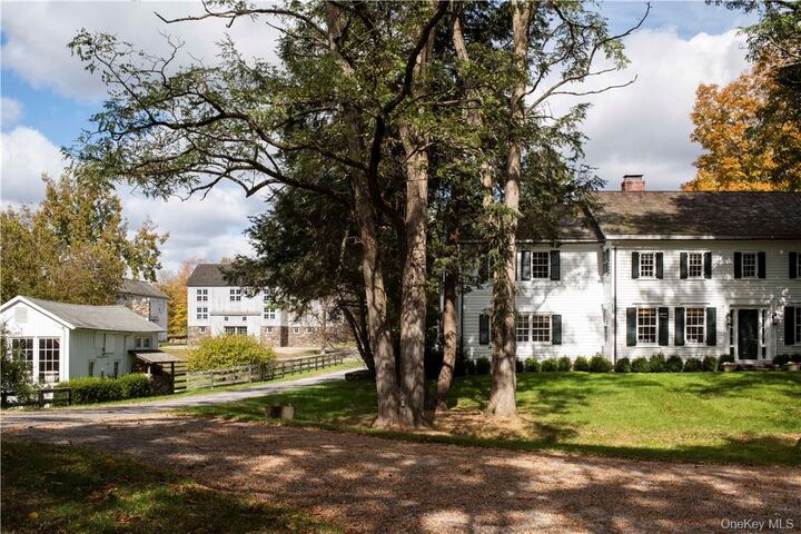 465 Shunpike  Millbrook NY 12545 photo