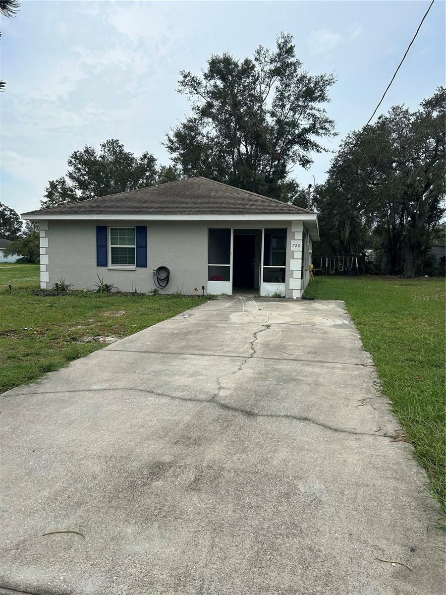 Property Photo:  720 S Morrison Avenue  FL 33841 