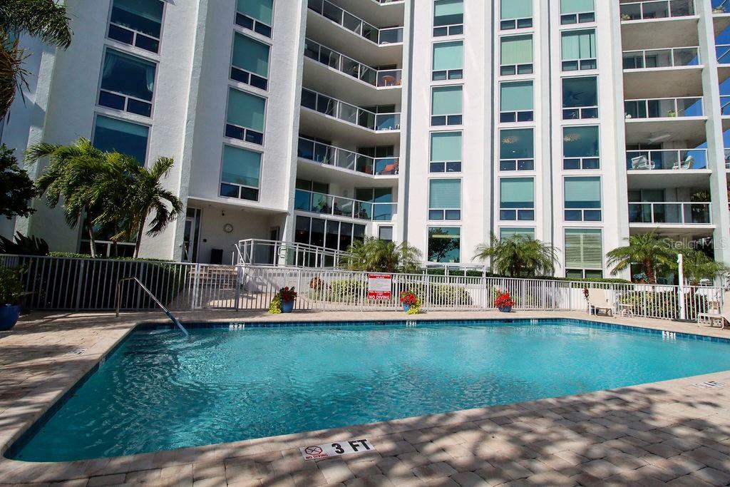 Property Photo:  1111 N Gulfstream Avenue 2A  FL 34236 